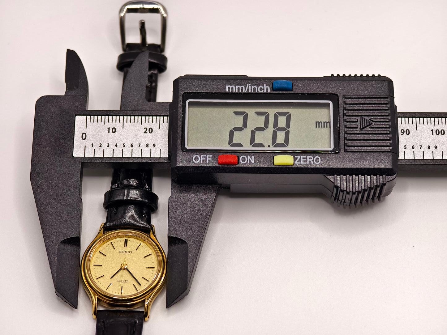 Vintage Seiko Spirit  Gold Tone Ladies Quartz Watch, from Japan