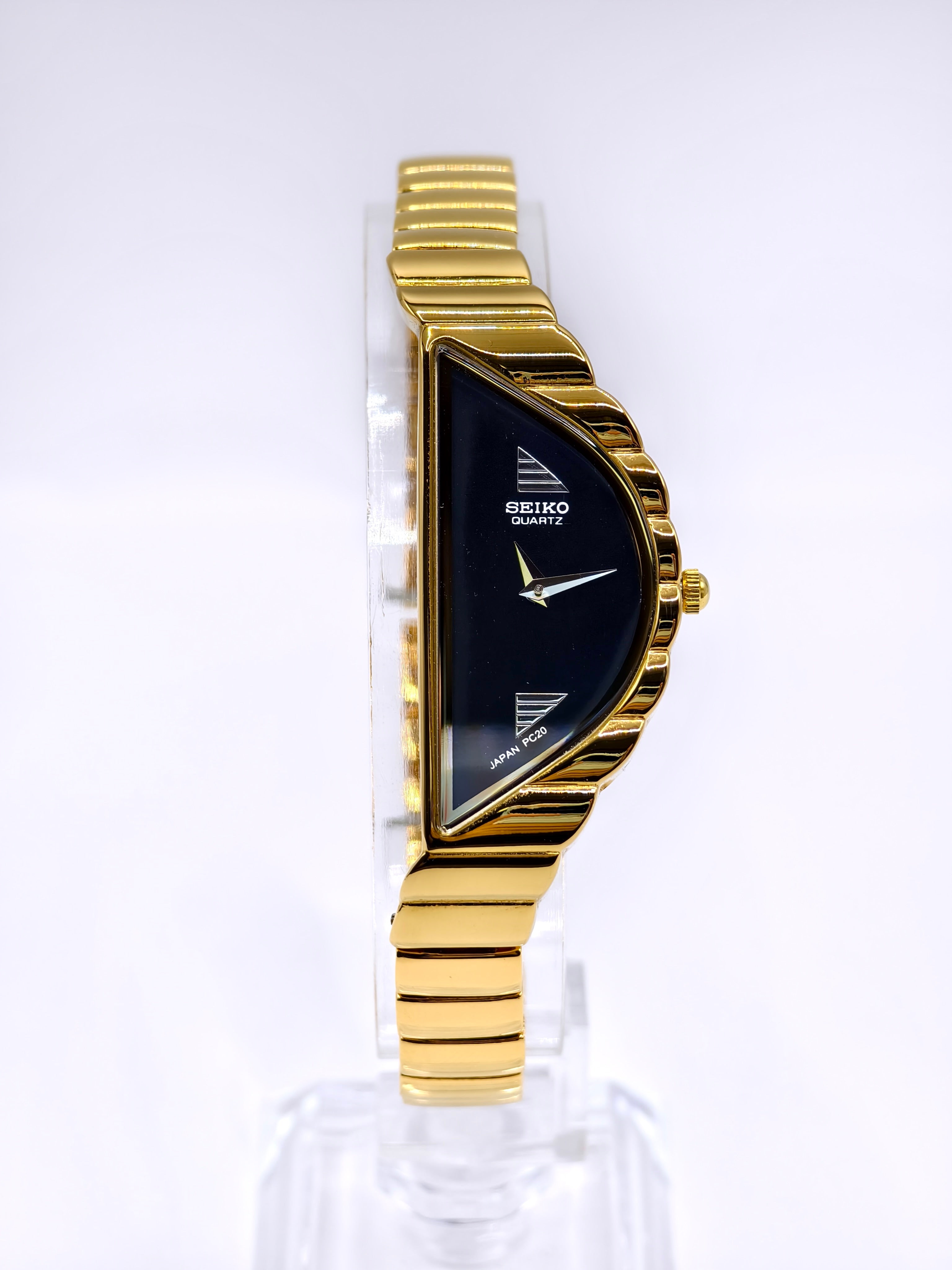 Vintage Seiko Halfmoon Asymmetrical Quartz Watch – Gold Tone & Black Dial