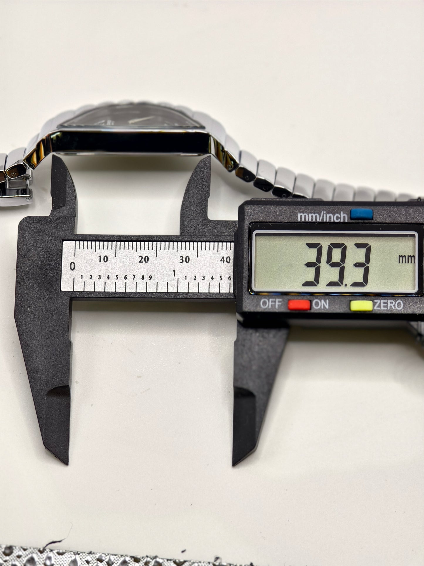 Vintage 1990s Seiko Half Moon Asymmetrical Watch | Silver-Tone & Black Dial