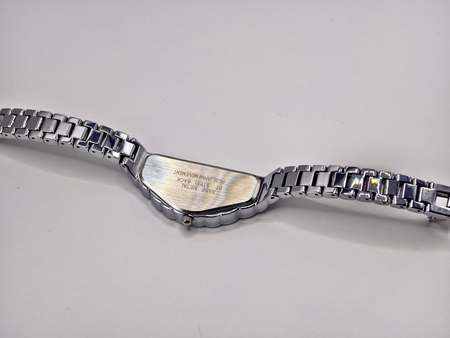 Vintage Seiko Halfmoon Asymmetrical Quartz Watch – Silver Tone & Gold Dial