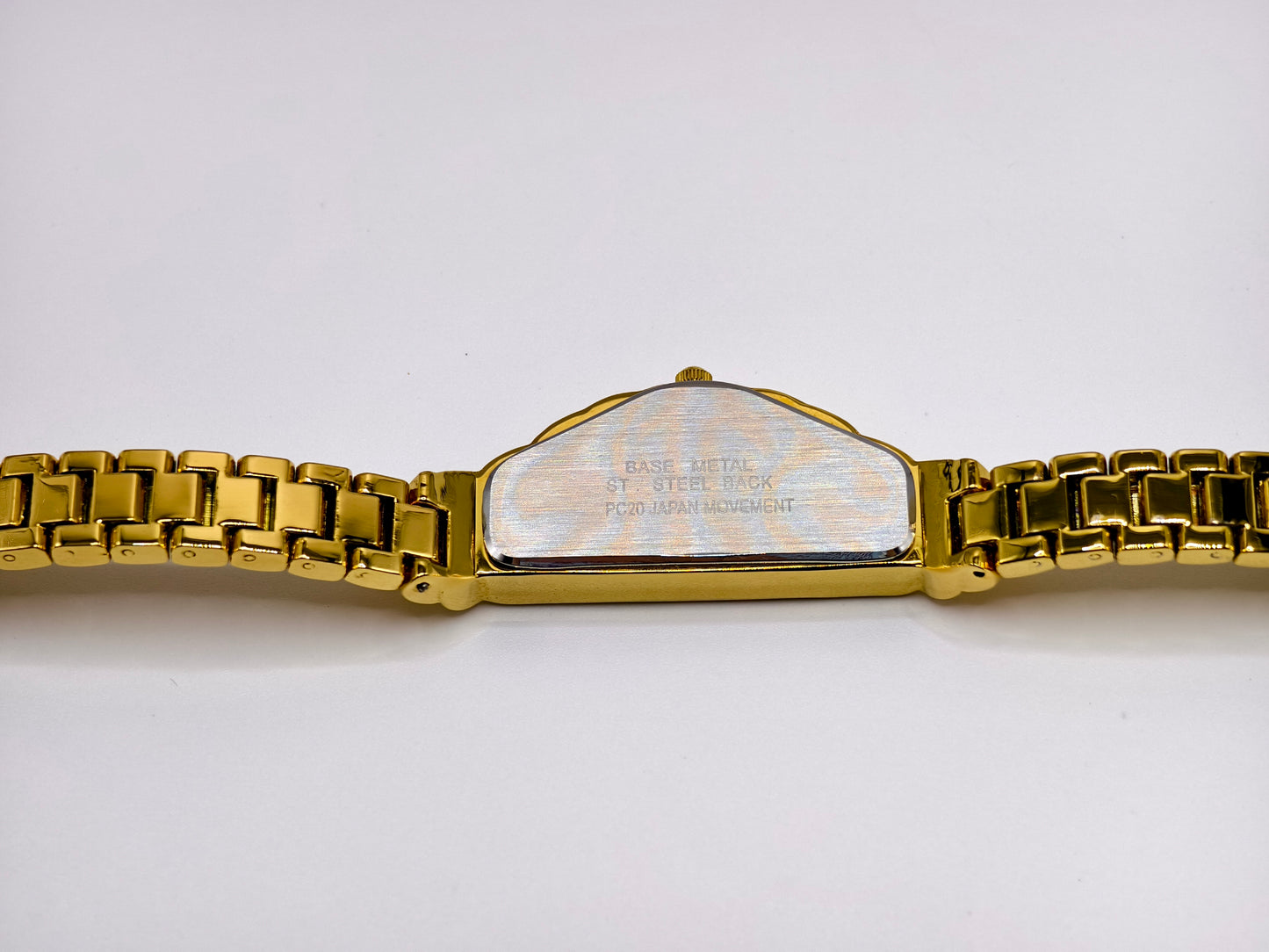 Vintage Seiko Halfmoon Asymmetrical Quartz Watch – Gold Tone & Black Dial